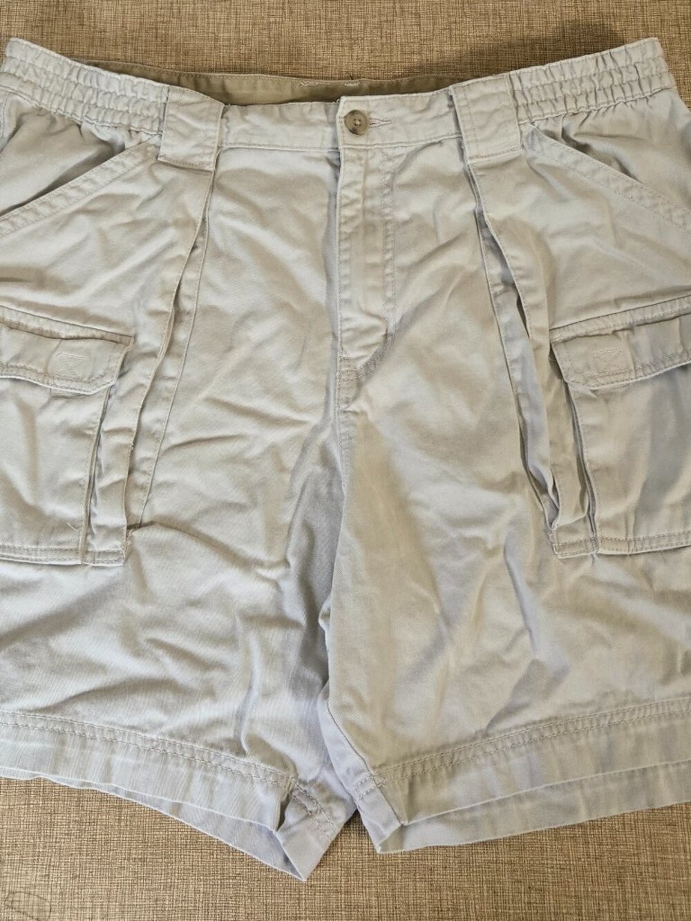 Outdoor Life Mens Size 36 Cargo Shorts Cream Fishing Hiking Outdoors Casual